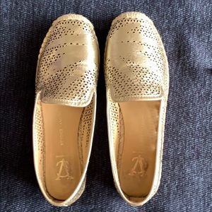 Vince Camuto Signature gold espadrilles